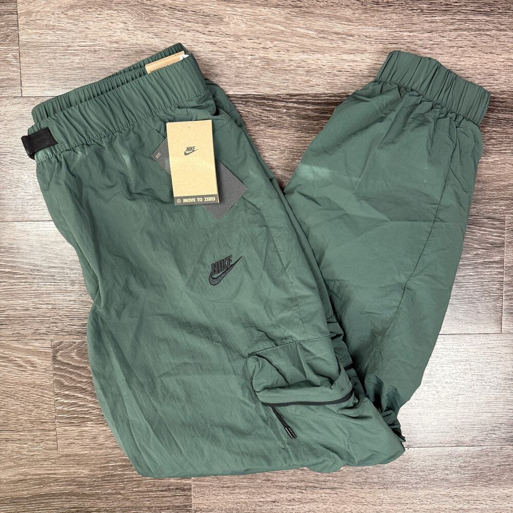 Nike Tech Woven UV Cargo Pants Vintage Green Lined FZ0756-338 Men's Large $150 L